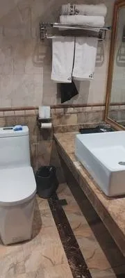 guest photo