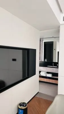guest photo