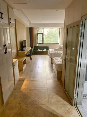 guest photo