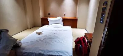 guest photo