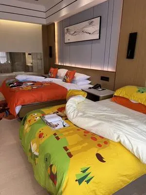 guest photo