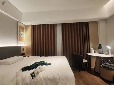 guest photo