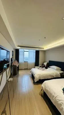 guest photo