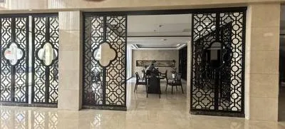 guest photo