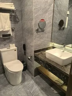 guest photo