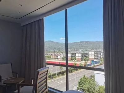 guest photo