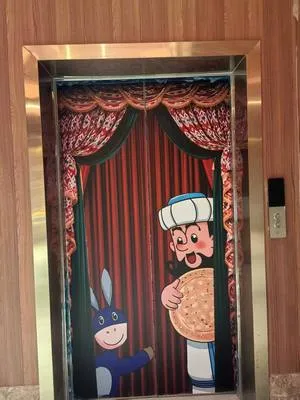 guest photo