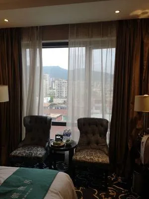 guest photo