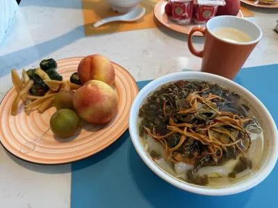 guest photo