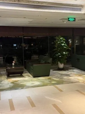 guest photo