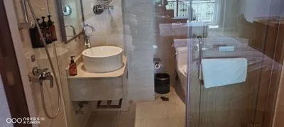 guest photo