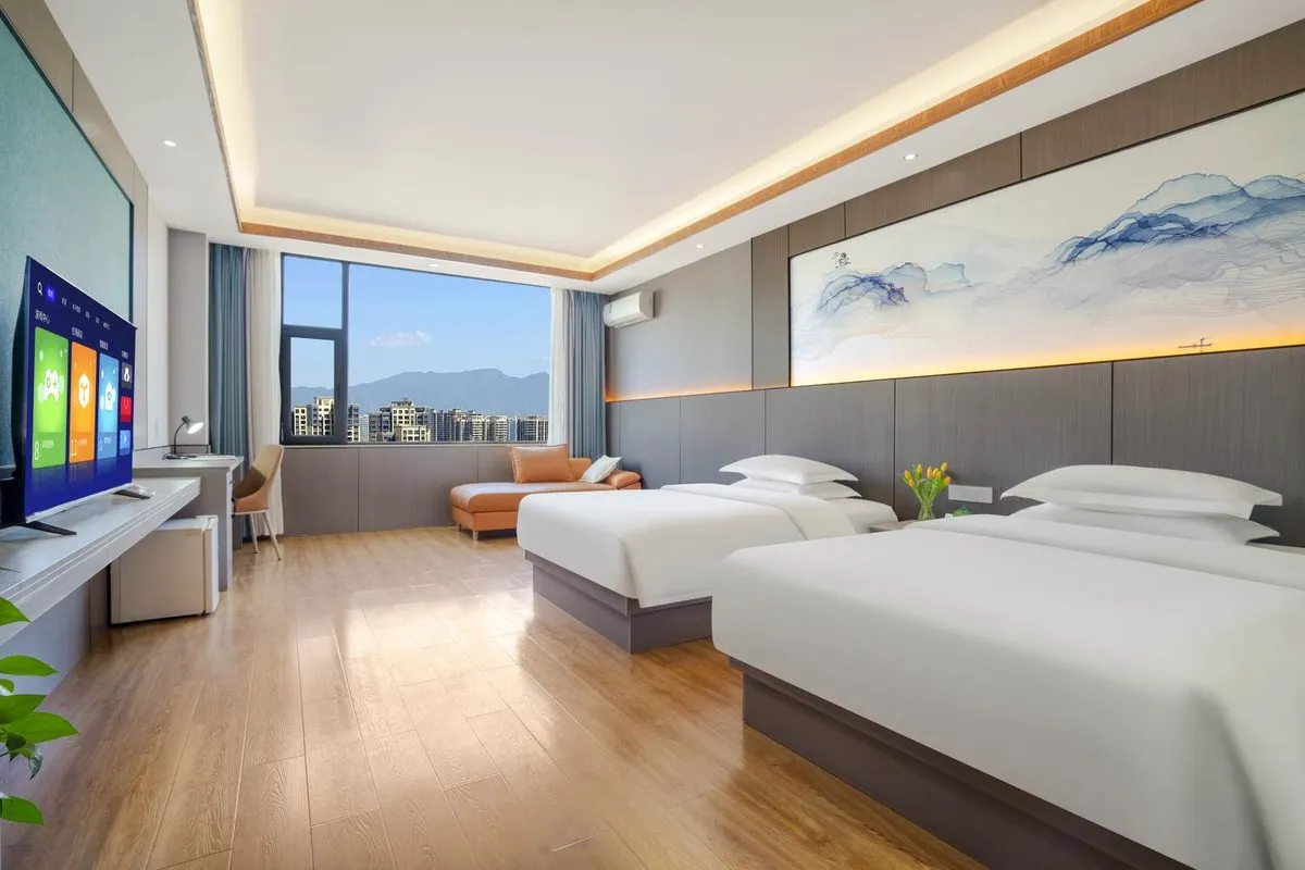 Heqing Jinda Shangwu Hotel