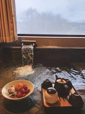 guest photo