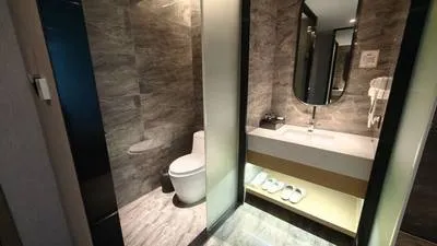 guest photo