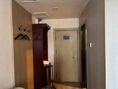 guest photo