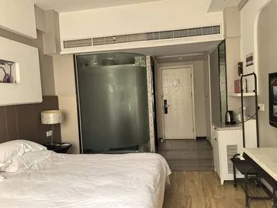 guest photo