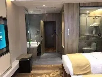 guest photo