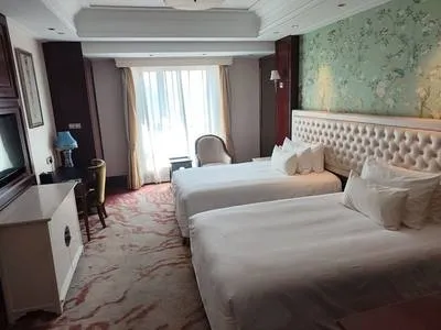 guest photo