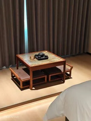 guest photo