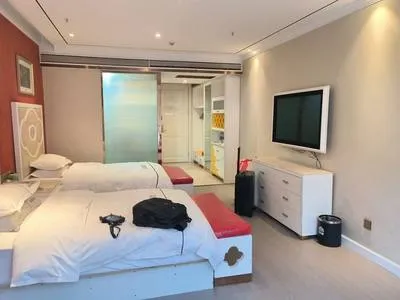 guest photo
