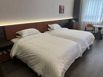 guest photo