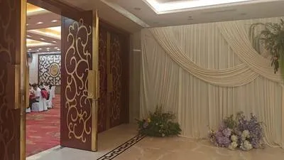 guest photo