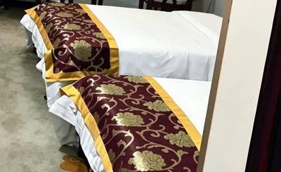 guest photo