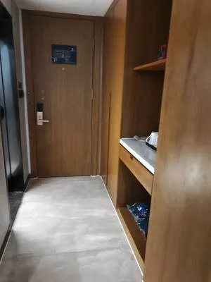 guest photo
