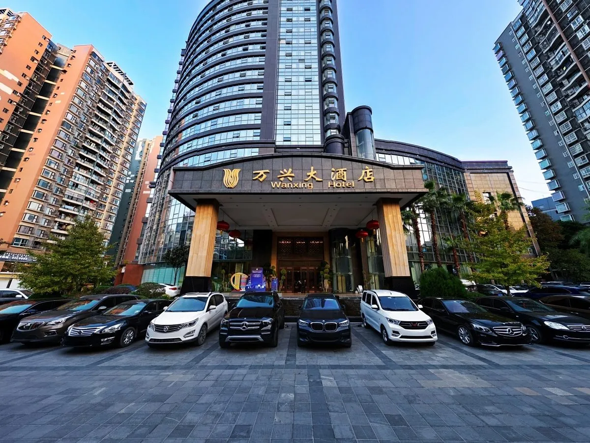Quxian Wanxing Grand Hotel