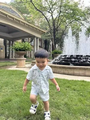 guest photo