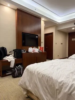 guest photo