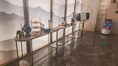 guest photo