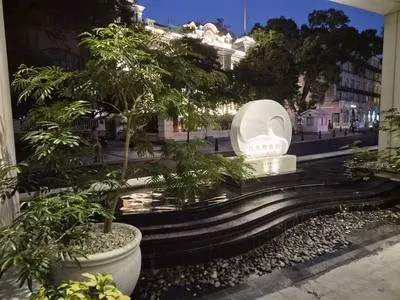 guest photo