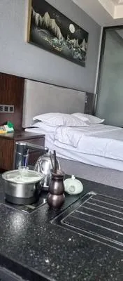 guest photo
