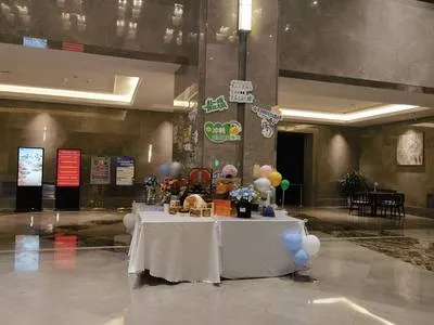 guest photo