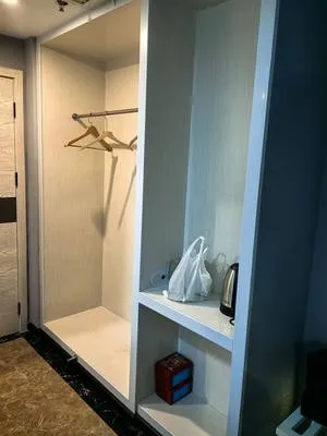 guest photo