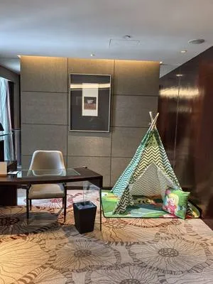 guest photo