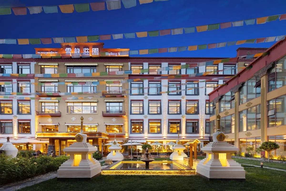 Xizang Xuelong Hotel
