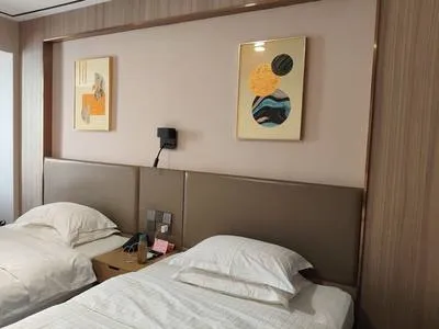 guest photo