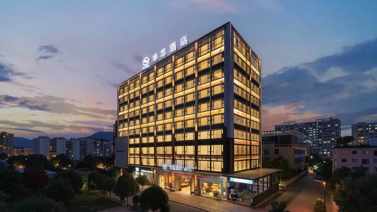 Huili Huazhong Hotel