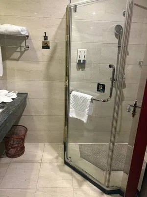 guest photo
