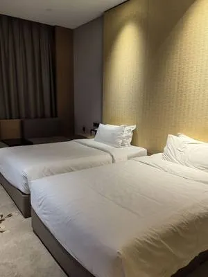 guest photo