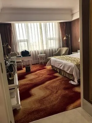 guest photo