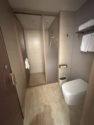 guest photo