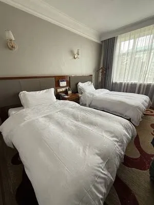 guest photo
