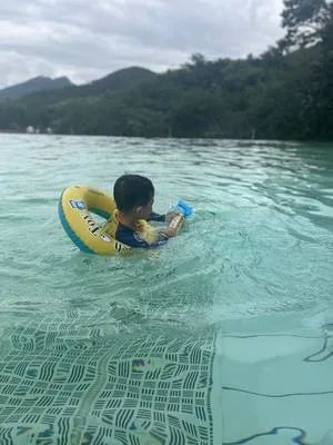 guest photo