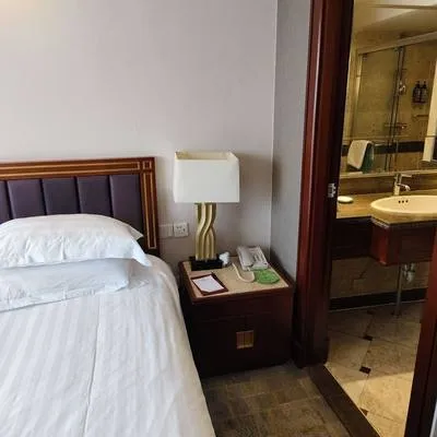 guest photo