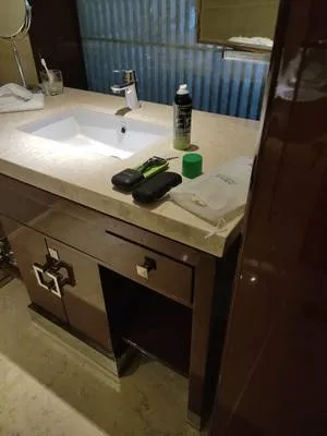guest photo