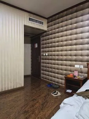 guest photo