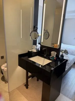 guest photo